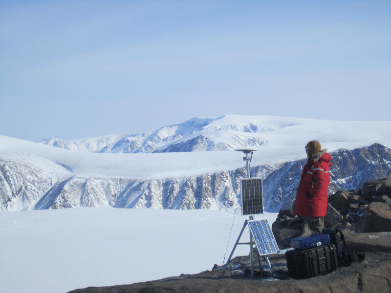 GPS observations near Belcher Glacier Devon Ice Cap Nunavut